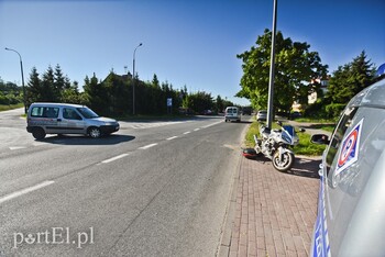 >Zderzenie peugeota z motocyklistą na ul. Rawskiej