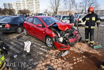 >Karambol na parkingu przy ul. Teatralnej