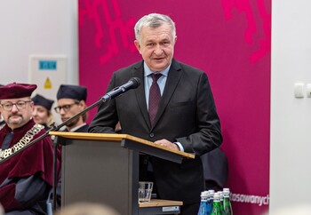 >Medyczna i społeczna inauguracja