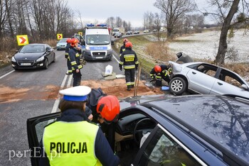 >Wypadek audi z bmw na DK 22