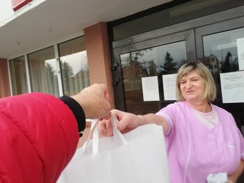 >To maska dla Ciebie, czyli jak elblążanie pomagają innym