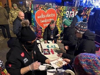 >Finał WOŚP: Jesteście wspaniali, warto dla was grać 