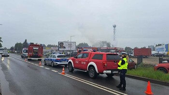 >Pożar w autokomisie przy Warszawskiej