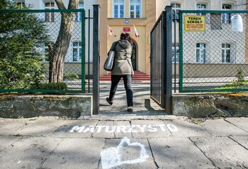 >Pojedynek z królową nauk