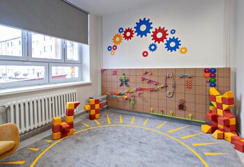 >Słoneczna  z nową biblioteką