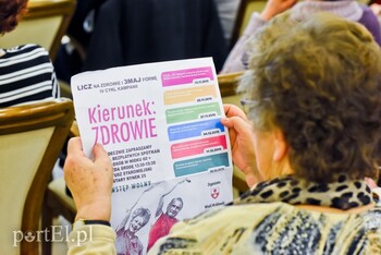 >Seniorzy kierują się na zdrowie