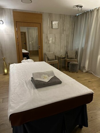 >Skorzystaj z wyjątkowych masaży twarzy i ciała w Willi Piękny Widok