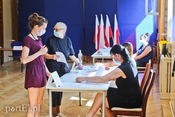 >Dzisiaj wybieramy prezydenta Polski