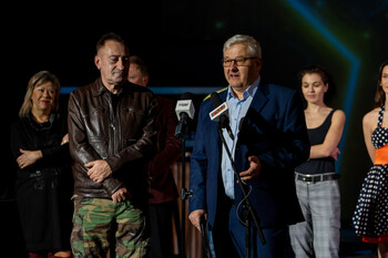 > U Sewruka czarno-białe, ale w kolorze