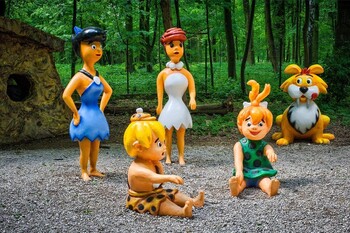 >Wyśmienita zabawa dla całej rodziny? Odwiedź Dinopark!