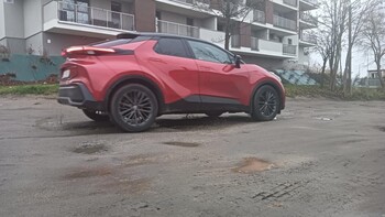 >Buble nie dają spokoju mieszkańcom, deweloper milczy