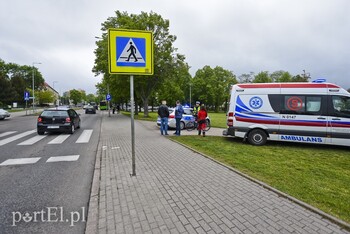 >Zderzenie 7-letniej rowerzystki z autobusem