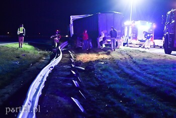 >Zderzenie ciężarówki z mercedesem na trasie S7