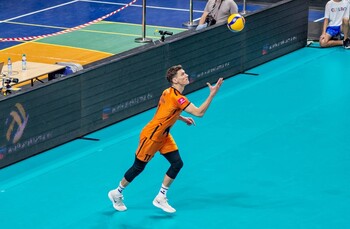 >Pięć setów na inaugurację Plusligi w Elblągu