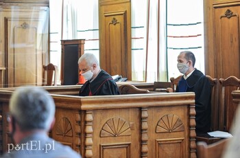 >Sąd w Elblągu zajmuje się śmiertelnym postrzeleniem na polowaniu