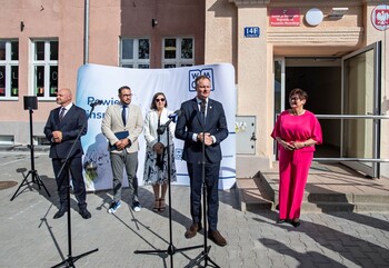 >Przeprowadzka w prezencie na urodziny