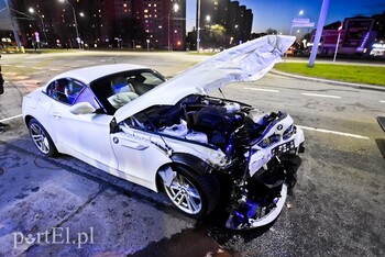 >Zderzenie bmw z alfą romeo na skrzyżowaniu ul. Płk. Dąbka z Ogólną