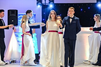 >Studniówka ZSEiO: Przed maturą się nie stresujemy