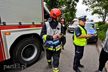 >Wypadek w Jegłowniku, 2 mężczyzn trafiło do szpitala
