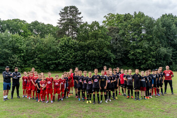 >Co łączy futbol i nieruchomości? W Elblągu bardzo wiele!