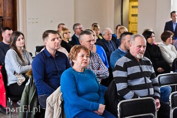 >Kto ma kosić wały na Żuławach?