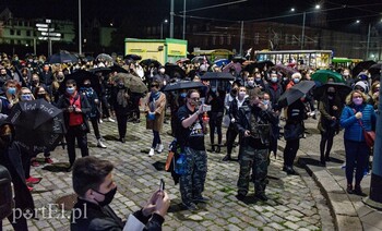 >#Piekłokobiet. Elblążanie protestują