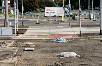 >Trwają prace na Dąbka-Piłsudskiego. Kiedy koniec?