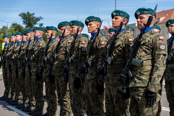 >„Krwawy marsz zatrzymany pod Warszawą“