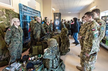 >„W regionie potrzeba jeszcze 5 tysięcy żołnierzy”