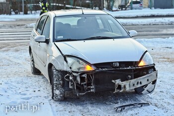 >Zderzenie forda z jaguarem na ul. Browarnej