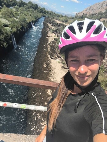 >Zwykły rower i wyjątkowa podróż przez Bałkany