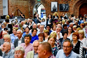 >Ogrody Polityki: Poczucie wspólnoty zostało zniszczone 