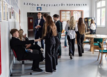 > Kasztany kwitną, matury czas zacząć