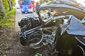>Tragiczny wypadek na ul. Fromborskiej, nie żyje 18-letni kierowca