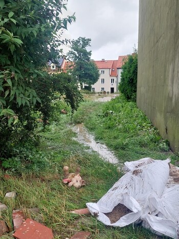 >„Nie spaliśmy, nie mamy prądu, wody, nic...”