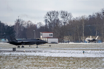 >F-35 w obiektywie