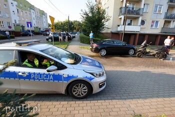 >39-latek nie zapanował nad trójkołowcem i uderzył w auto