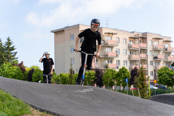 >Na pumptracku rządzą hulajnogi